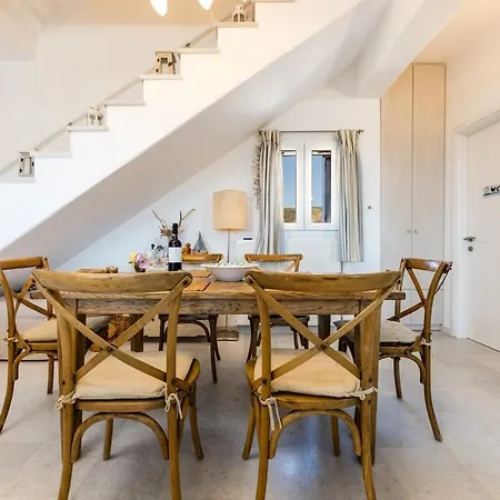 Meliti Paros * Angairiá